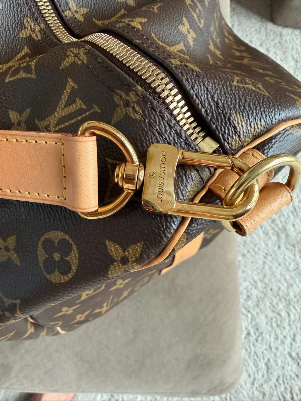 Louis Vuitton Monogram Keepall 60 Duffle Bandouliere Bag 55  🤎